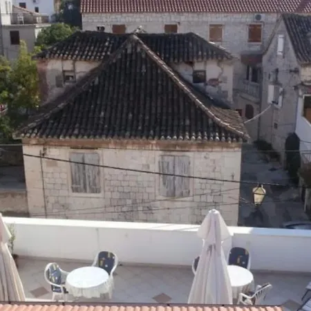 Klaudija S Charming & - Two Bedroom شقة تروغير