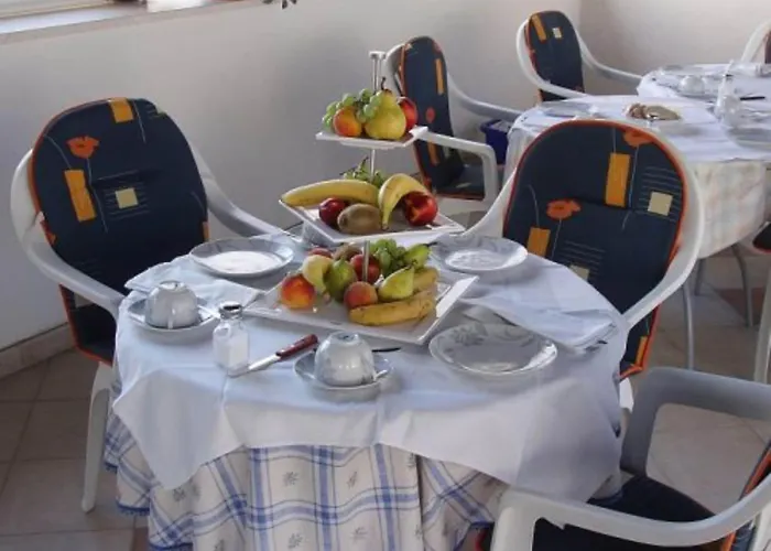 Klaudija S Charming & - Two Bedroom 特罗吉尔