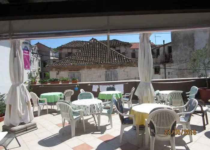 Klaudija S Charming & - Two Bedroom *