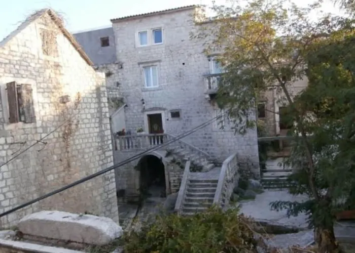 公寓 Klaudija S Charming & - Two Bedroom 特罗吉尔