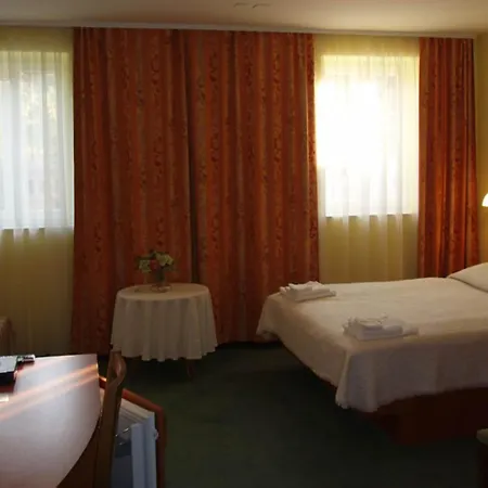 Apartamento Klaudija S Charming & - Two Bedroom Trogir