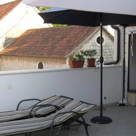 Apartamento Klaudija S Charming & - Two Bedroom Trogir